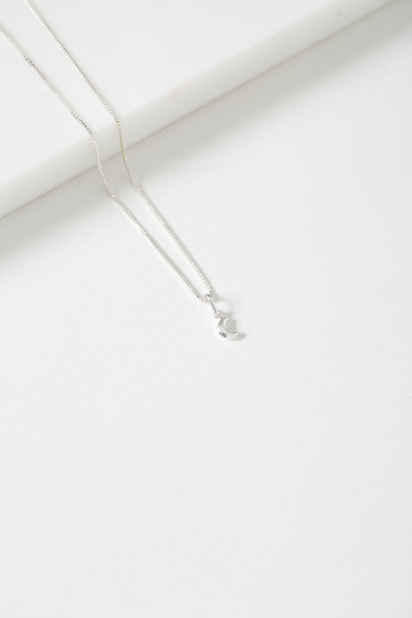 Colar Veneziana em Prata 925 com Pingente Lua 4x14mm – Kayro Joias